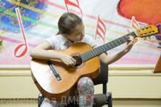 Николаева Таня